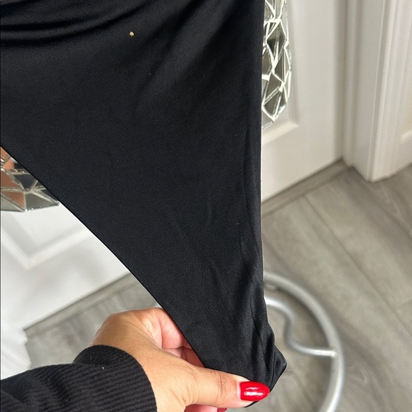 ET OCHS Black and White Asymmetrical Cutout Bodysuit S - Picture 10 of 15